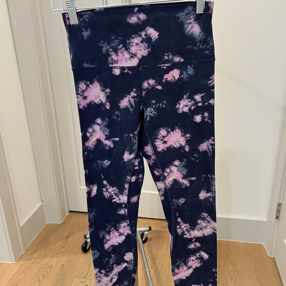 Lululemon Athletica Pink and Blue Tie-Dye Leggings